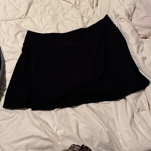 Old Navy Black Skort